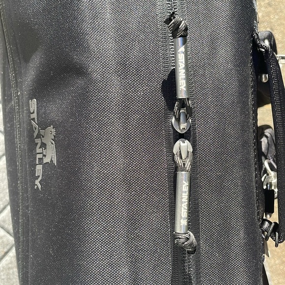 STANLEY: The All Day Madeleine Midi Cooler Backpack | 20 Can | 14.8 QT | NWT - Picture 13 of 14